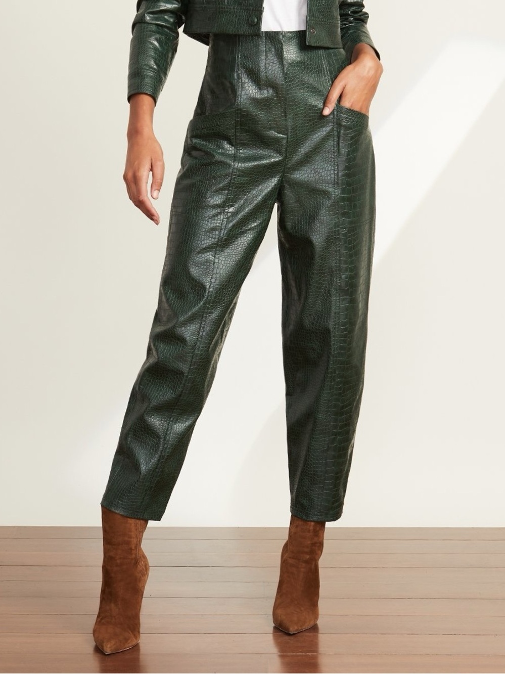 VERONICA BEARD Kita Vegan Leather Barrel Pants | Evergreen | 6